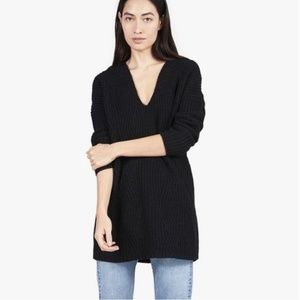 Everlane Black V-Neck Cable Knit Sweater EUC